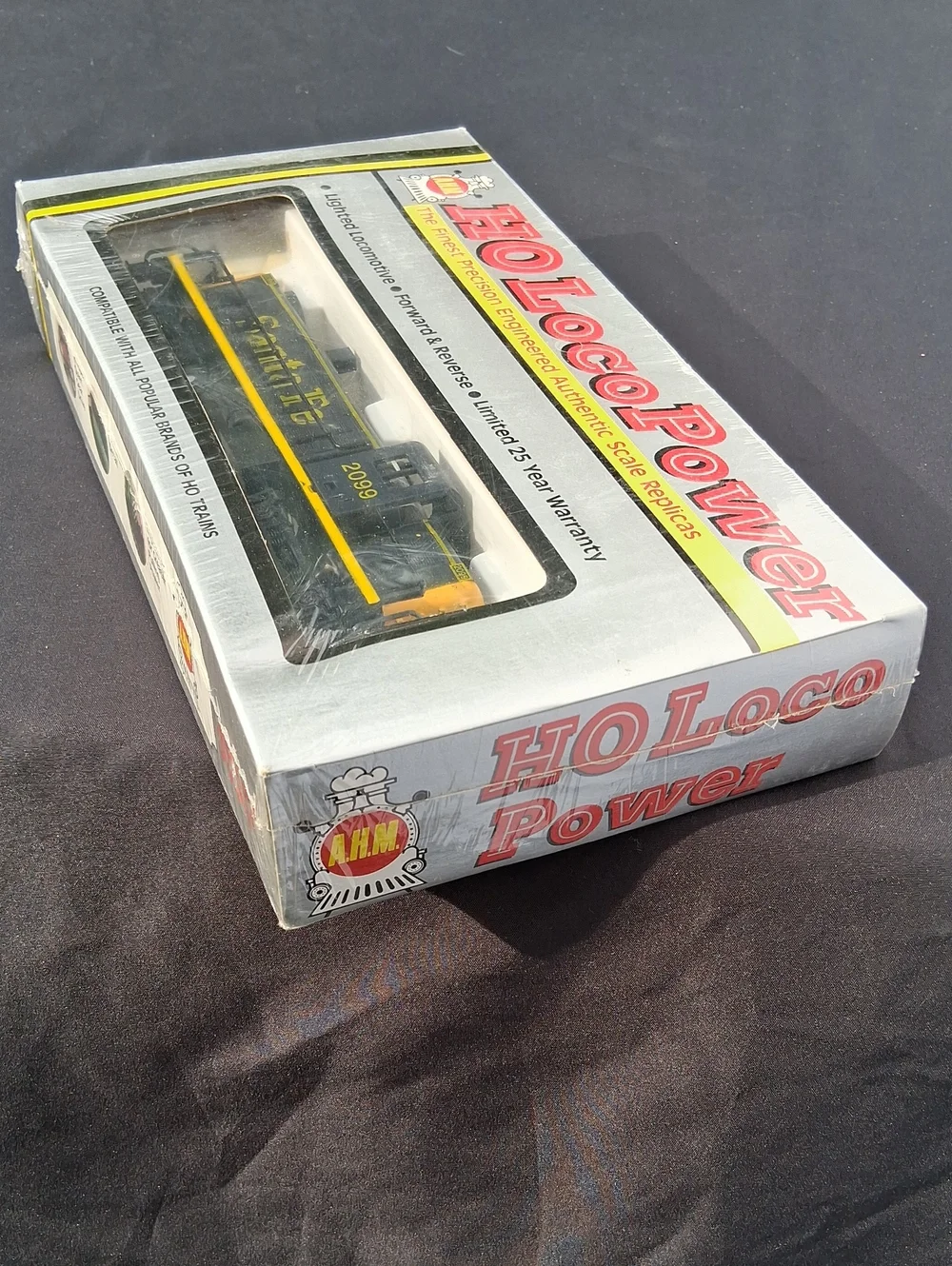 AHM HO Scale Lighted Locomotive